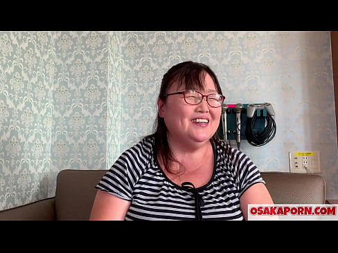 ❤️ La mare japonesa grassa ensenya les seves grans pits i gaudeix d'una joguina sexual. Una mare asiàtica de 51 anys parla de la seva experiència sexual. Yukiko 1 OSAKAPORN milf grassa ❤️ Vídeo porno al ca.super-vip.top ❌❤