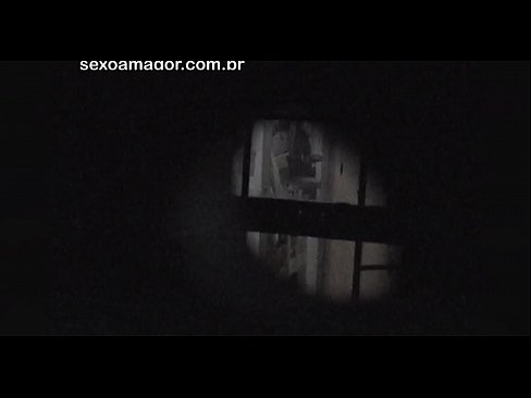 ❤️ Blondie és gravada en secret per un voyeur del barri amagat darrere de maons buits ❤️ Vídeo porno al ca.super-vip.top ❌❤